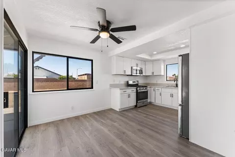 2559 E Avenue J2, Lancaster, CA 93535 photo 14