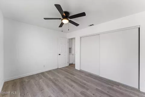 2559 E Avenue J2, Lancaster, CA 93535 photo 8