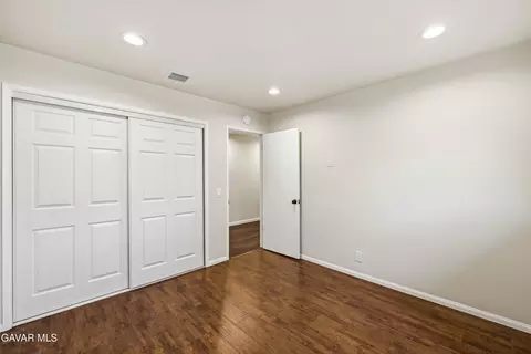Bedroom - 35920 E 42nd St, Palmdale, CA 93552 photo 4 of 7