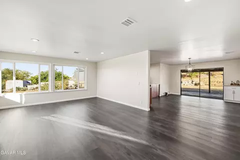 Living - 35920 E 42nd St, Palmdale, CA 93552 photo 4 of 5