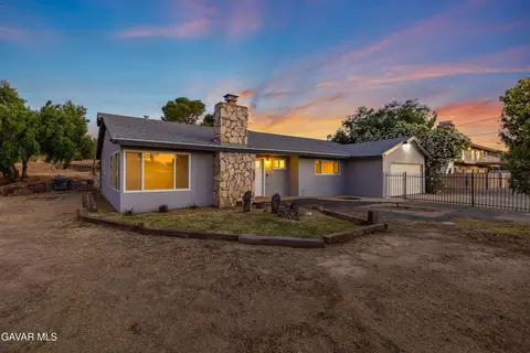 35920 E 42nd St, Palmdale, CA 93552