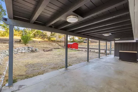 Exterior - 35920 E 42nd St, Palmdale, CA 93552 photo 2 of 8