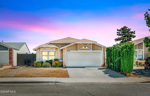 2629 Nandina Dr, Palmdale, CA 93550