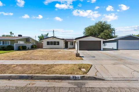 403 Lightcap St, Lancaster, CA 93535 photo 4