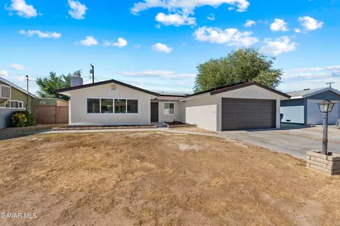 403 Lightcap St, Lancaster, CA 93535 photo 6