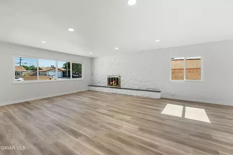 403 Lightcap St, Lancaster, CA 93535 photo 11