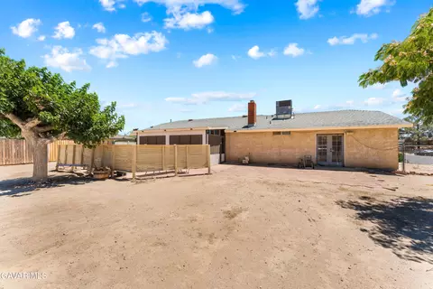 Exterior - 38515 156th St, Palmdale, CA 93591 photo 8 of 15