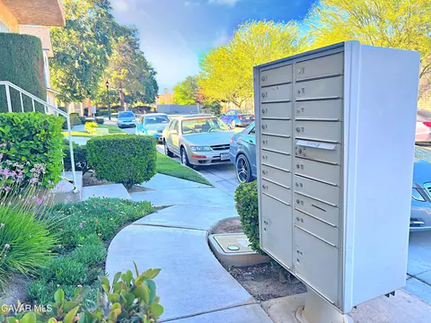 Other - 43639 Park Ave, Lancaster, CA 93534 photo 2 of 17
