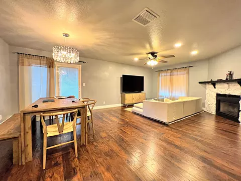 Other - 43639 Park Ave, Lancaster, CA 93534 photo 4 of 17