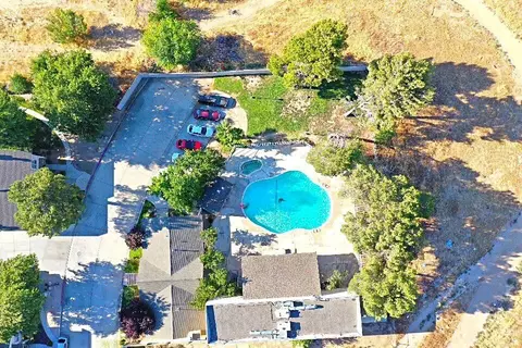View/Area - 43639 Park Ave, Lancaster, CA 93534 photo 1 of 5