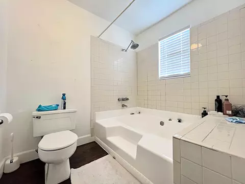 Bath - 43639 Park Ave, Lancaster, CA 93534 photo 6 of 8