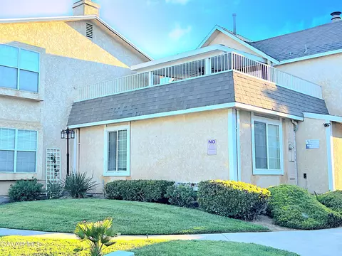 Other - 43639 Park Ave, Lancaster, CA 93534 photo 3 of 17