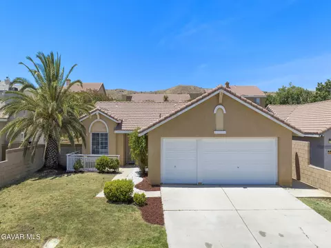 3840 Cobble Ct, Palmdale, CA 93551