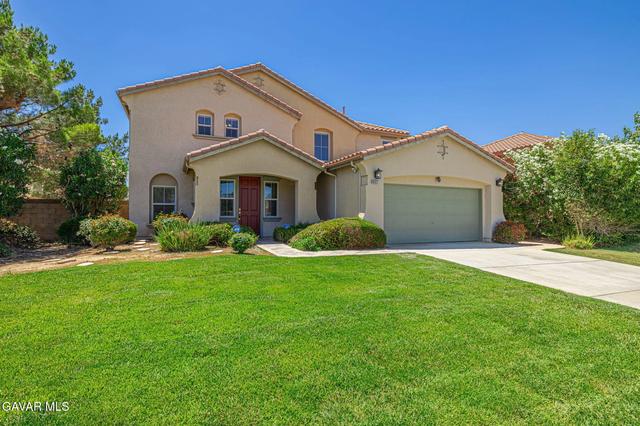 42327 W 42nd St, Quartz Hill, CA 93536