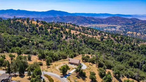 View/Area - 29600 Goldspike Rd, Tehachapi, CA 93561 photo 1 of 7