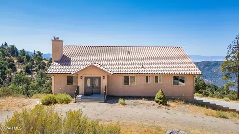 29600 Goldspike Rd, Tehachapi, CA 93561