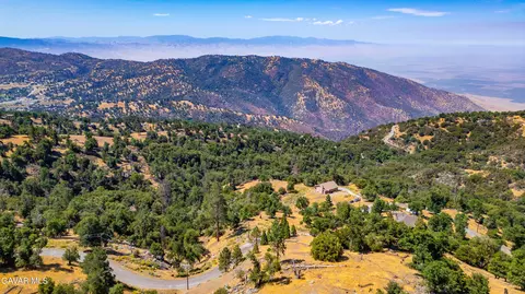 View/Area - 29600 Goldspike Rd, Tehachapi, CA 93561 photo 5 of 7