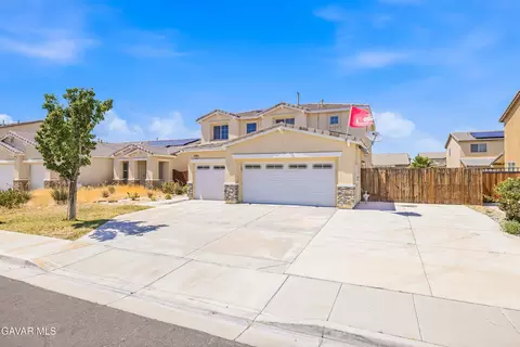 3307 Gemstone Ave, Rosamond, CA 93560