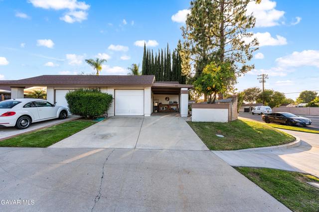 995 Vallejo Ave, Simi Valley, CA 93065