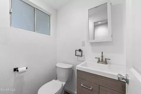 26111 Morongo Dr, Mojave, CA 93501 photo 38