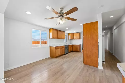 26111 Morongo Dr, Mojave, CA 93501 photo 14