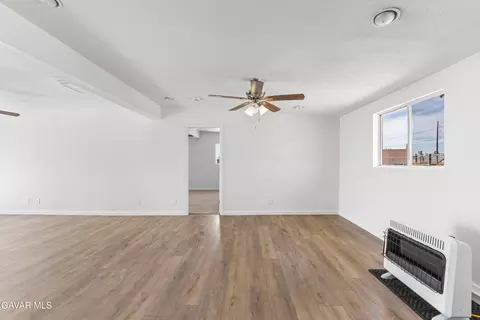 26111 Morongo Dr, Mojave, CA 93501 photo 23