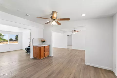 26111 Morongo Dr, Mojave, CA 93501 photo 20