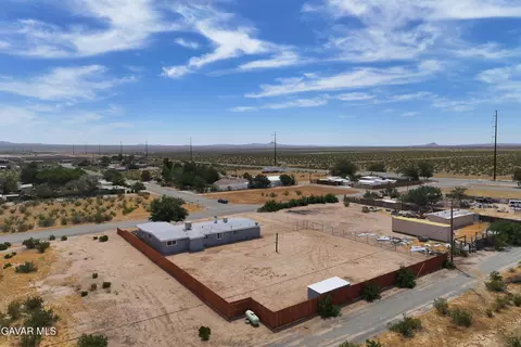 26111 Morongo Dr, Mojave, CA 93501 photo 53