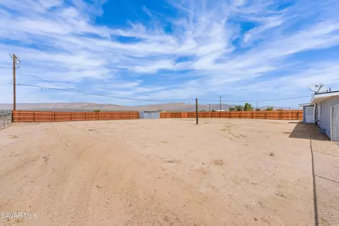 26111 Morongo Dr, Mojave, CA 93501 photo 45