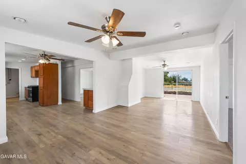 26111 Morongo Dr, Mojave, CA 93501 photo 21