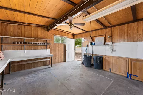 26111 Morongo Dr, Mojave, CA 93501 photo 40