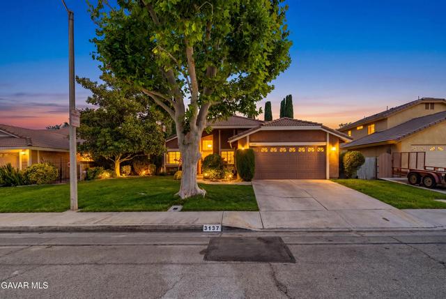 3137 W Avenue J-6, Lancaster, CA 93536