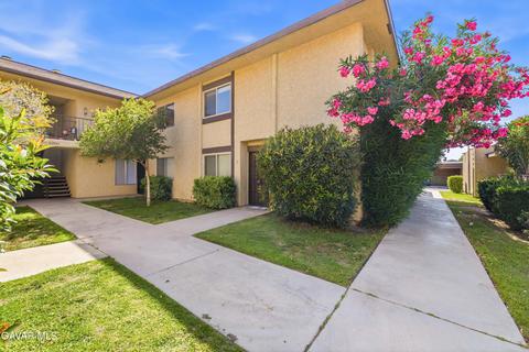42841 15th St UNIT 6, Lancaster, CA 93534