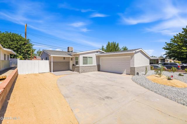38845 Juniper Tree Rd, Palmdale, CA 93551