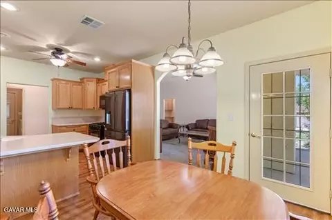 1300 Scarlet Oak Dr, Tehachapi, CA 93561 photo 13
