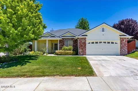 1300 Scarlet Oak Dr, Tehachapi, CA 93561