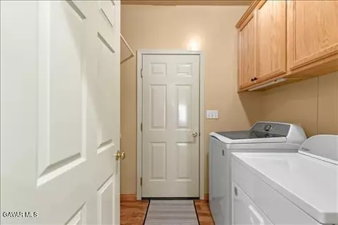 1300 Scarlet Oak Dr, Tehachapi, CA 93561 photo 17