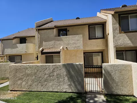 1840 E Avenue J2 #3, Lancaster, CA 93535
