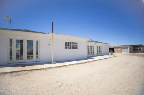 31300 233rd St, Llano, CA 93544