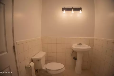 31300 233rd St, Llano, CA 93544