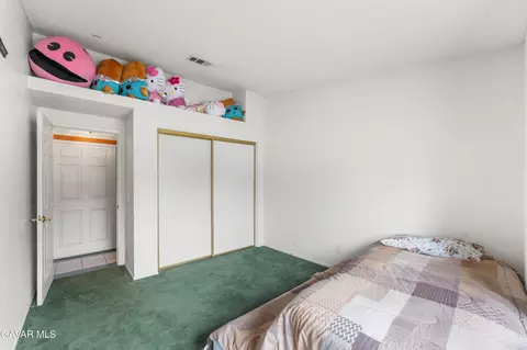 Bedroom - 40105 Ronar St, Lake Los Angeles, CA 93591 photo 3 of 5