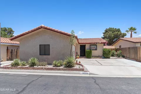 Exterior - 14324 Lear St, Mojave, CA 93501 photo 5 of 7