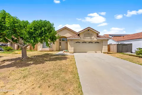 1409 Birchtree Ct, Rosamond, CA 93560