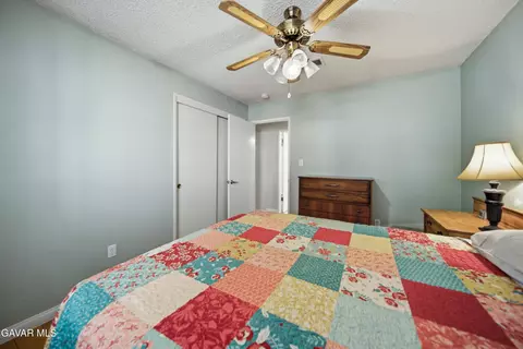 28241 Lancaster Rd, Lancaster, CA 93536 photo 18