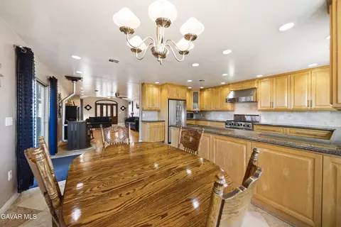 28241 Lancaster Rd, Lancaster, CA 93536 photo 15