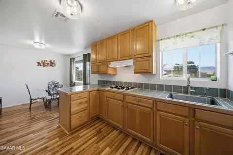 28241 Lancaster Rd, Lancaster, CA 93536 photo 36