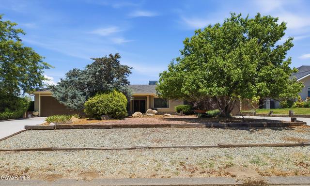 20317 Weston Ave, Tehachapi, CA 93561