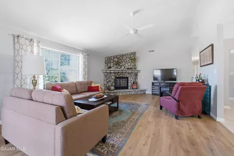 20317 Weston Ave, Tehachapi, CA 93561 photo 6
