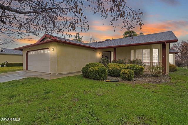 363 Pepper Dr, Tehachapi, CA 93561