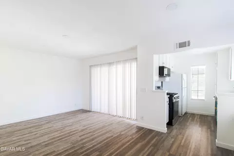 2554 Olive Dr #96, Palmdale, CA 93550